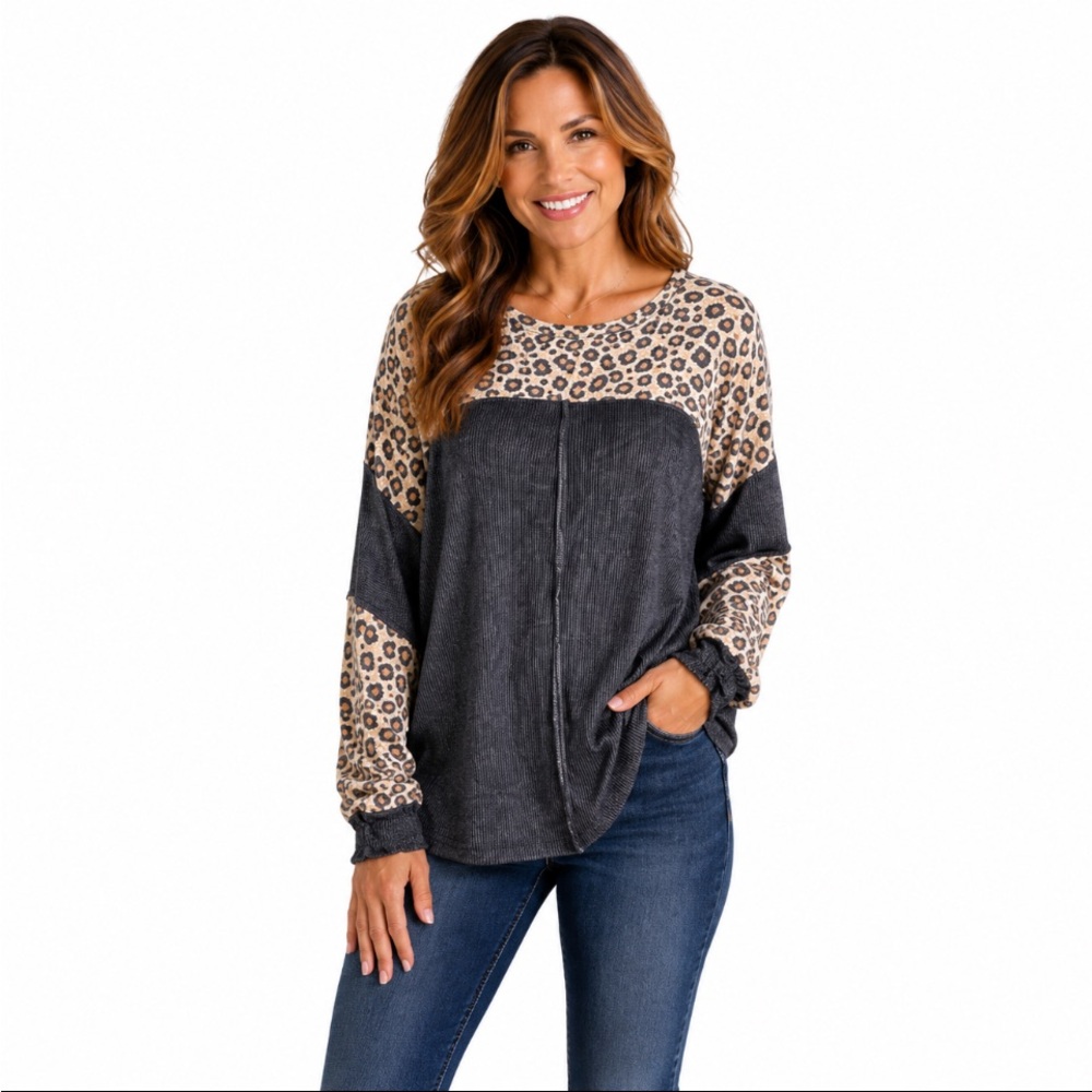 12 PM Leopard Trim Navy Pullover Top Size: Large